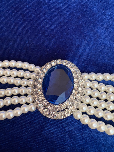 Princess of Wales Lady Diana Spencer Sapphire Pearl Choker