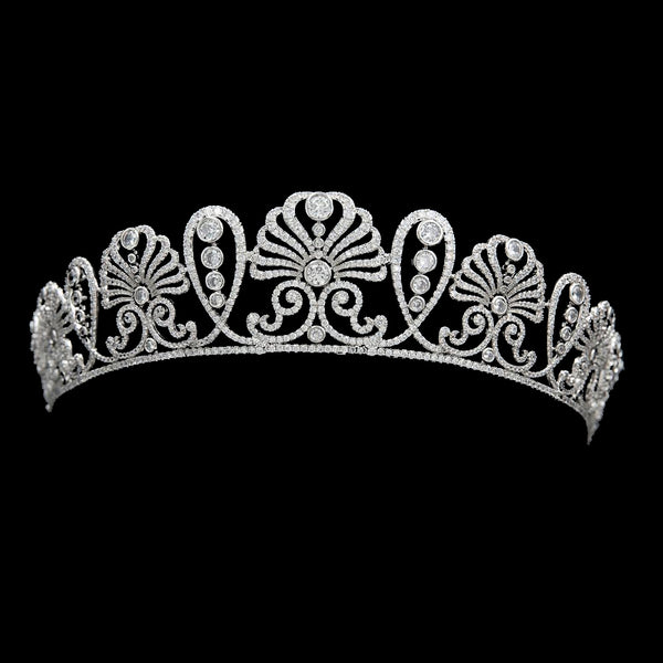 Princess Chichibu's Honeysuckle Tiara, Royal Tiara, Crown Jewels