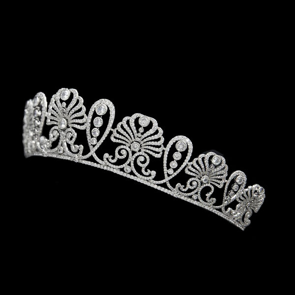 Princess Chichibu's Honeysuckle Tiara, Royal Tiara, Crown Jewels