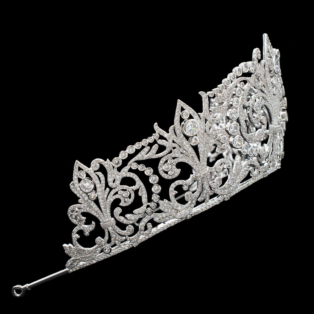 Queen Victoria Eugenie's Fleur de Lys Tiara – royalloverfairy